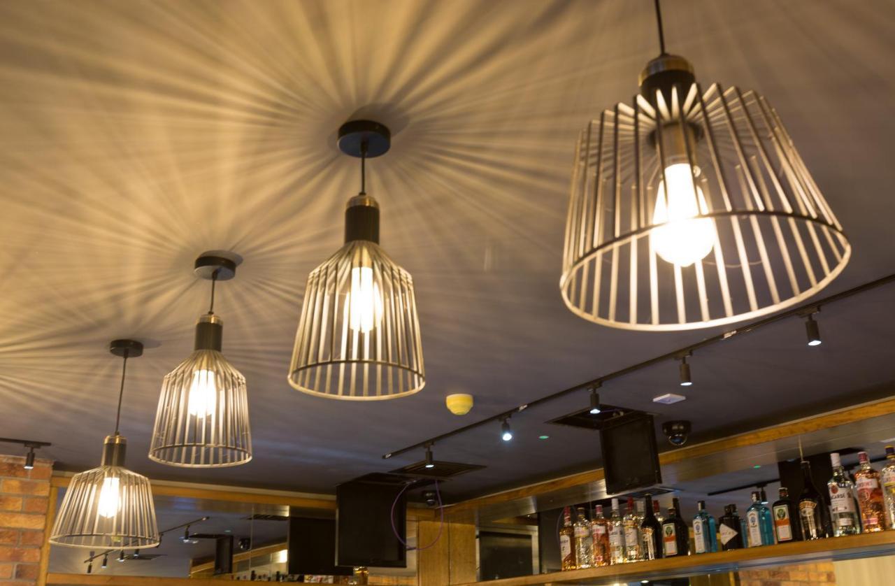 Castle Varagh Hotel & Bar Castlepollard 外观 照片