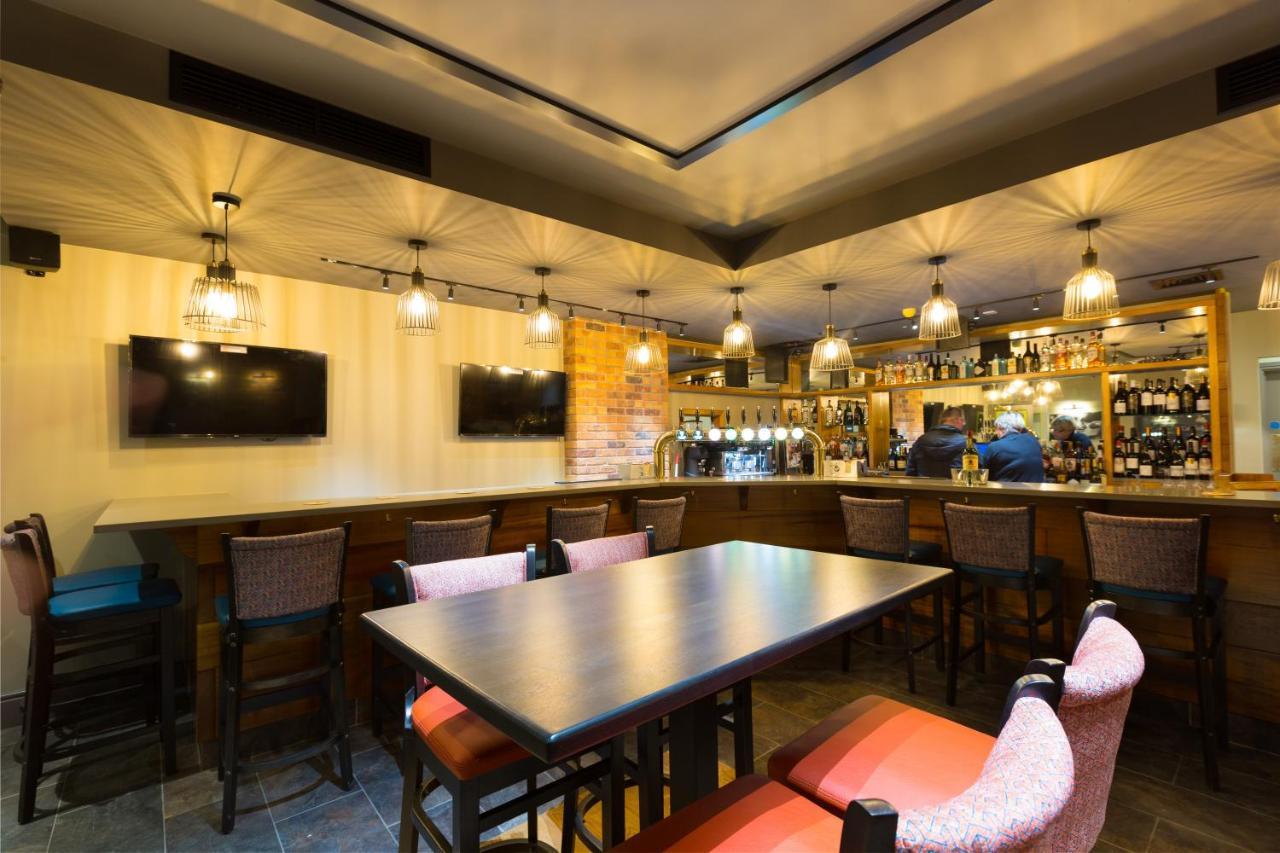 Castle Varagh Hotel & Bar Castlepollard 外观 照片