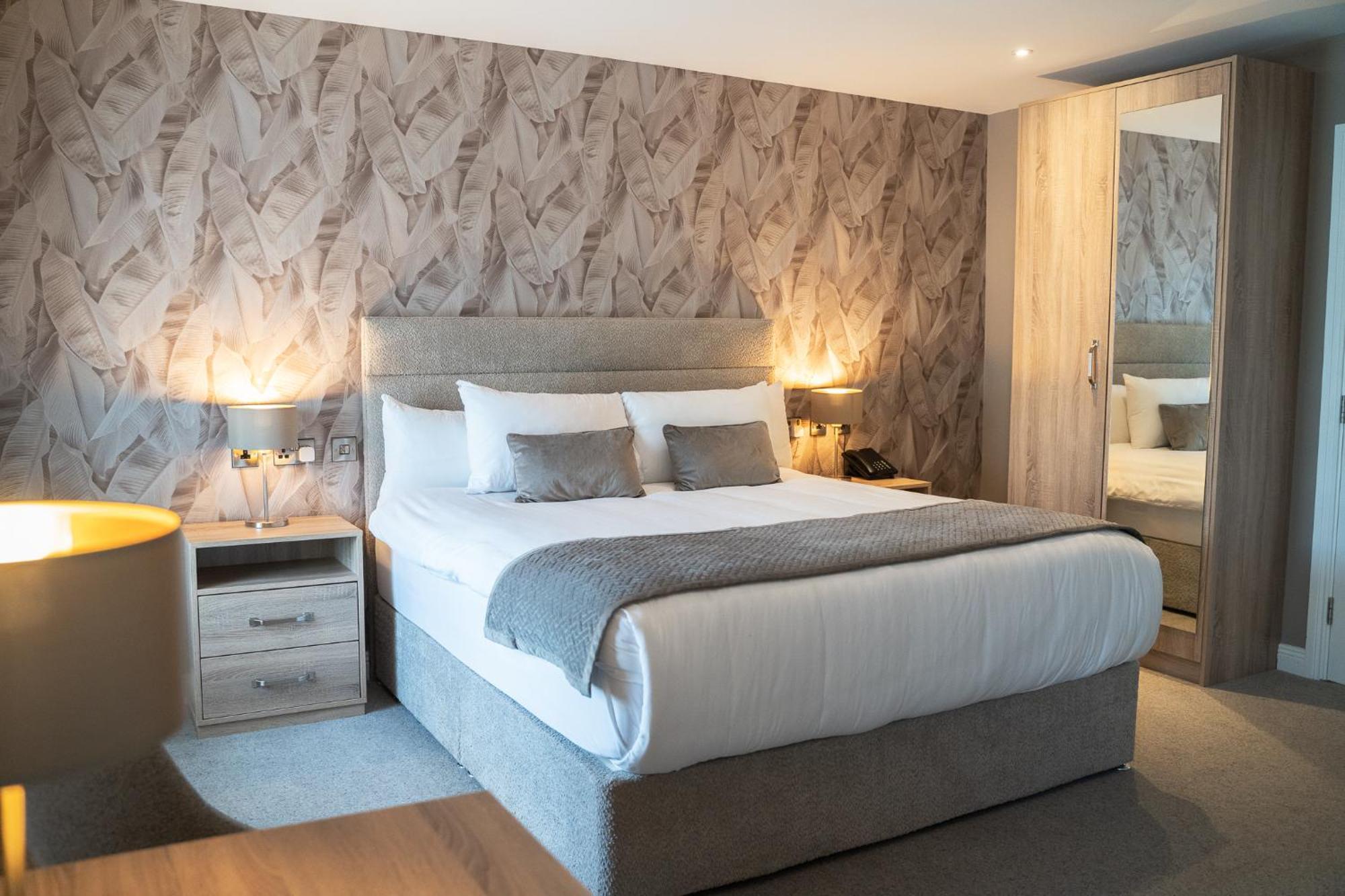 Castle Varagh Hotel & Bar Castlepollard 外观 照片